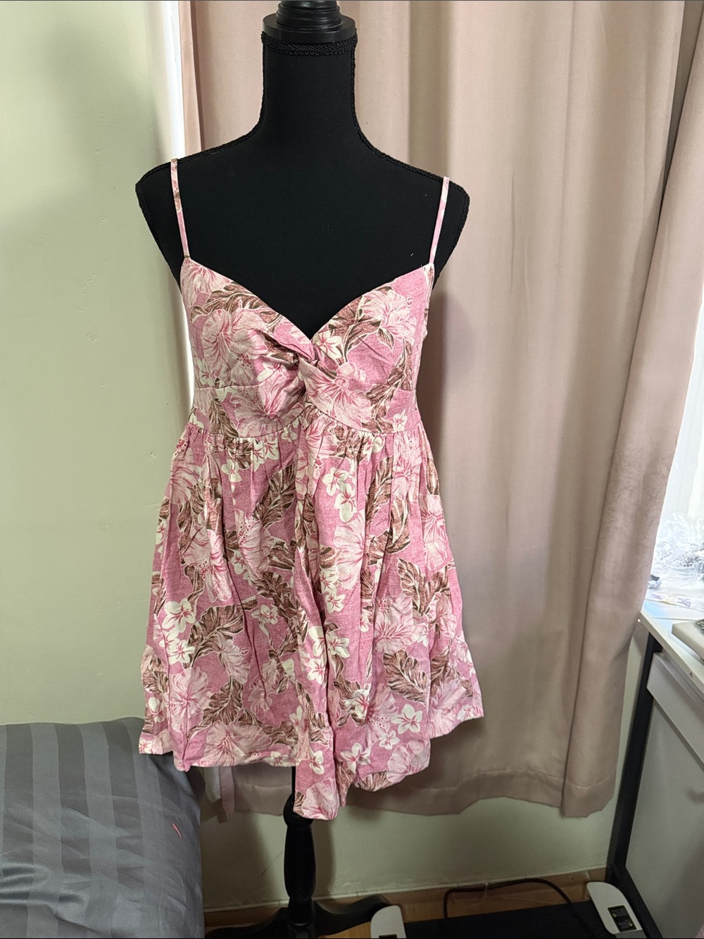 💗 Pink Floral Spaghetti Strap Sundress
